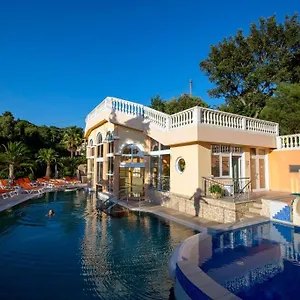 Apartahotel Les Tourelles, Sainte-Maxime