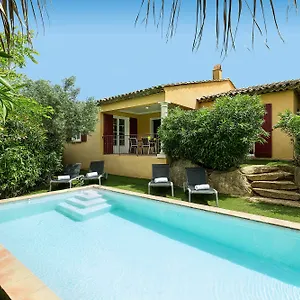 Villa Madame Vacances Les Restanques Du Carre Beauchene, Sainte-Maxime
